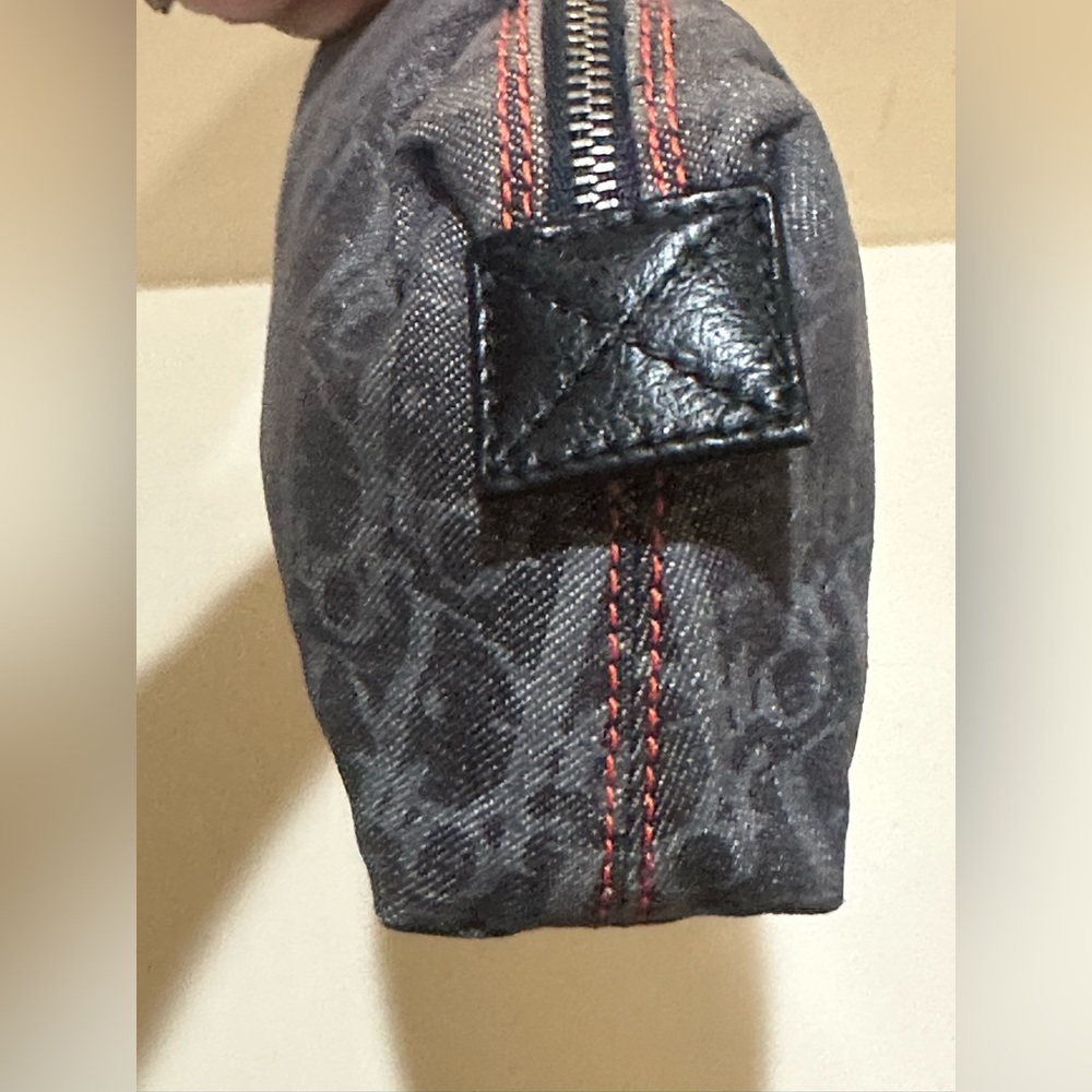 Christian Dior
Denim Cosmetic Bag - Picture 8 of 13